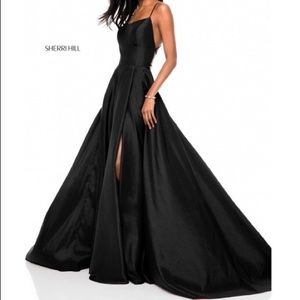 2019 Sherri Hill prom dress